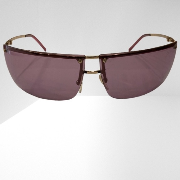 Vintage GUCCI Sunglasses - Picture 2 of 15